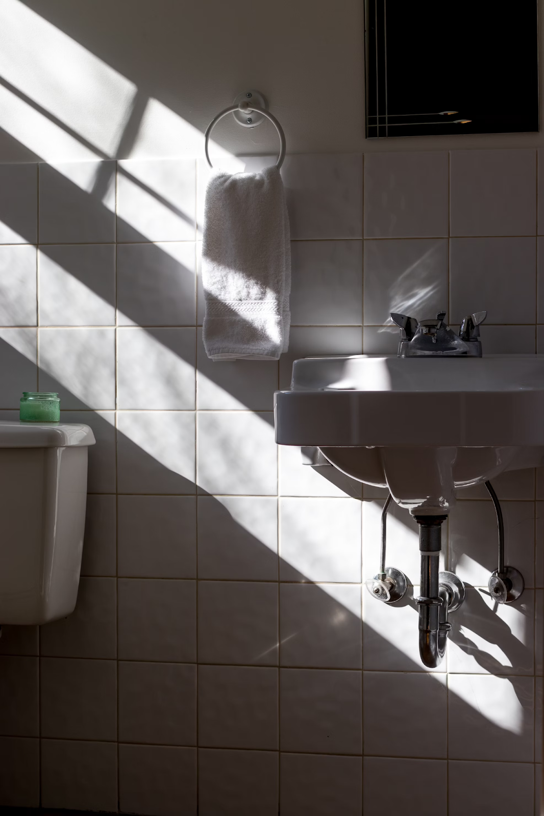 How to Spot Plumbing Issues That Could Delay the Sale of a Home