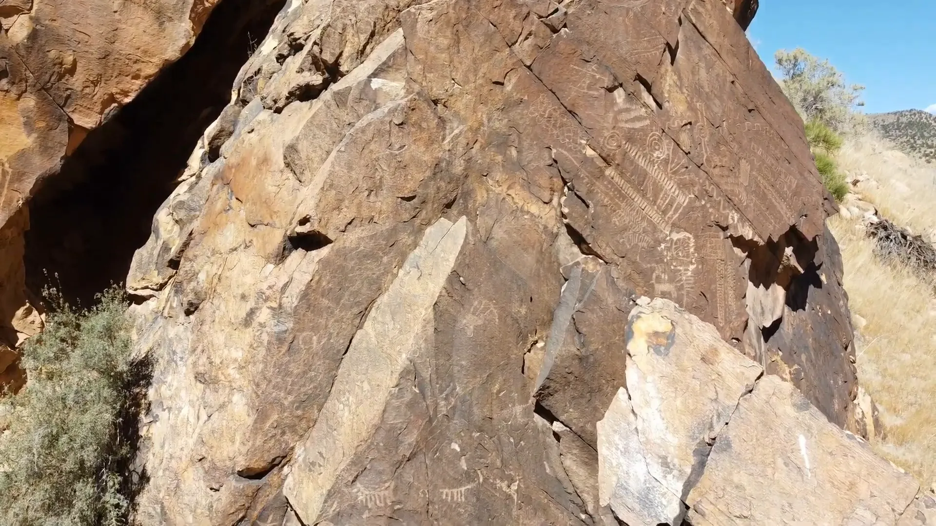 Parowan Gap petroglyphs panels